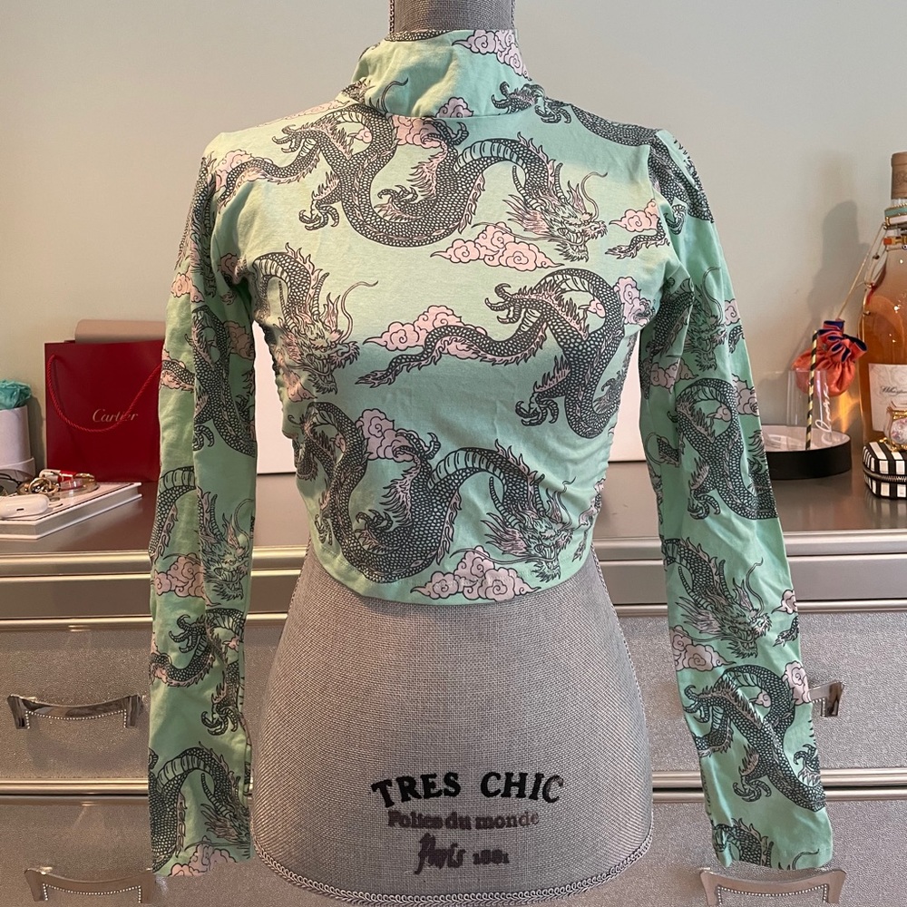 Motel open back shirt
